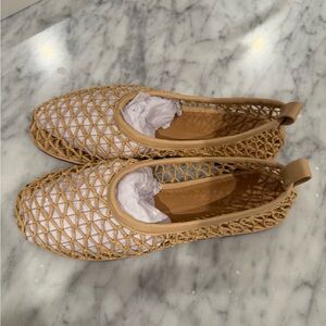 Steve Madden Ambrosia Tan Woven shoe